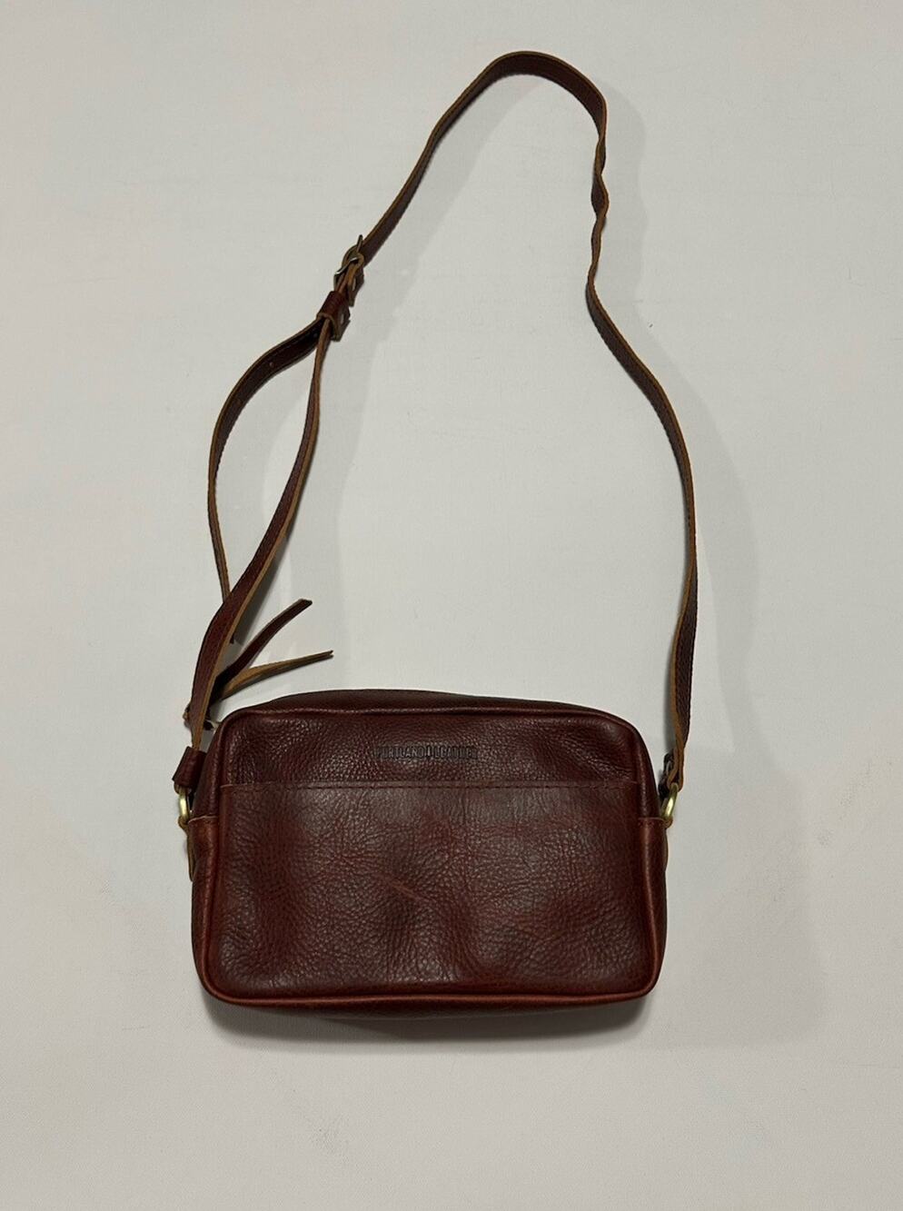 Portland Leather Goods Cinnamon Bear Brown Pebbled Leather Camera Bag Purse READ